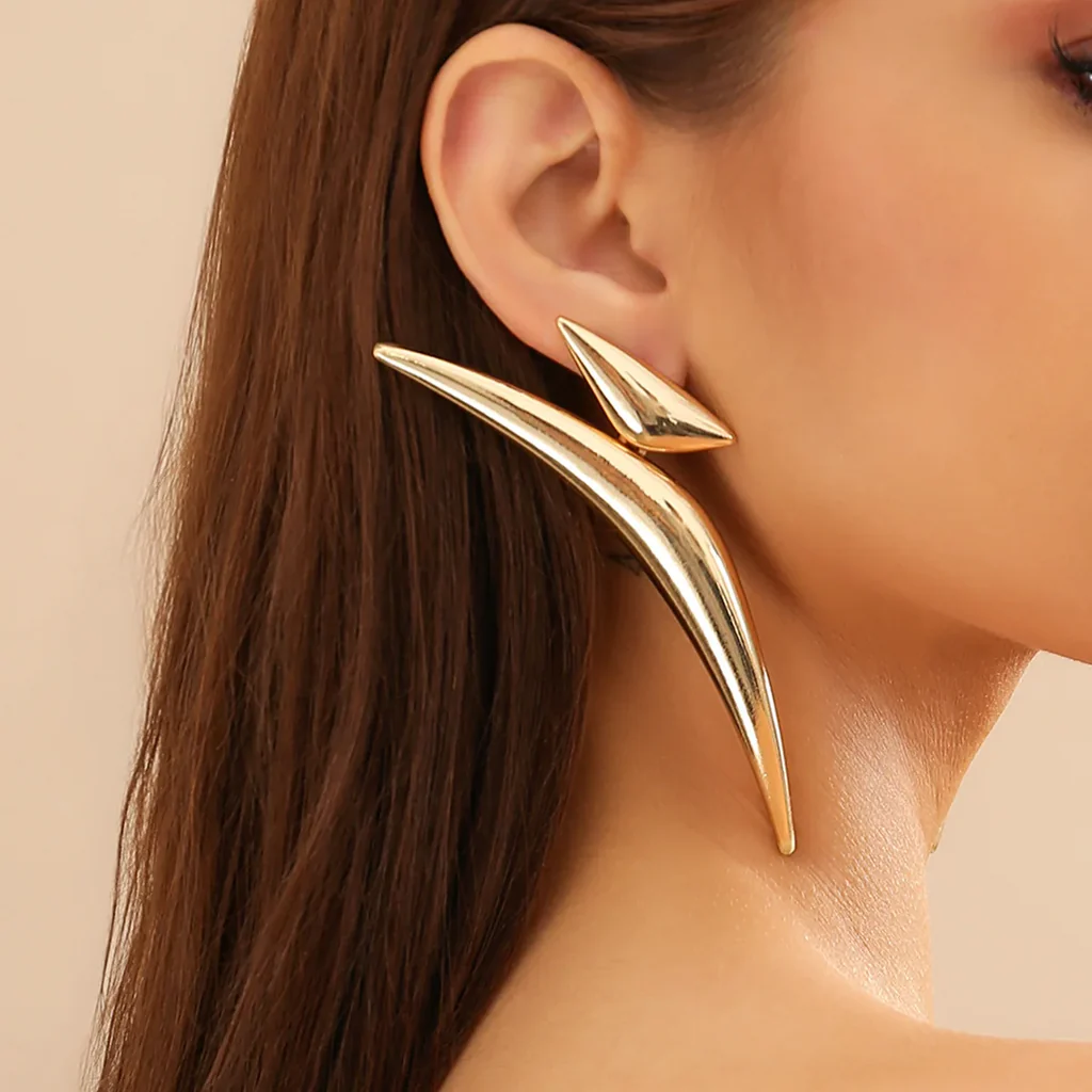 Bold Moon stud Earrings (Korean Imported)
